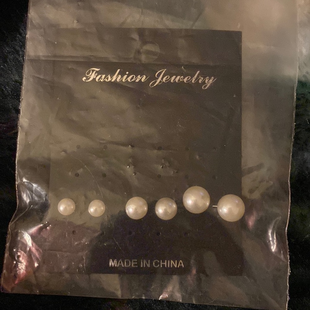 Sterling Silver Pearl Earrings